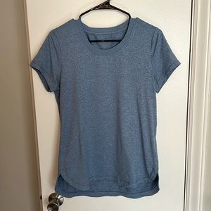 Athleta uptempo Tee